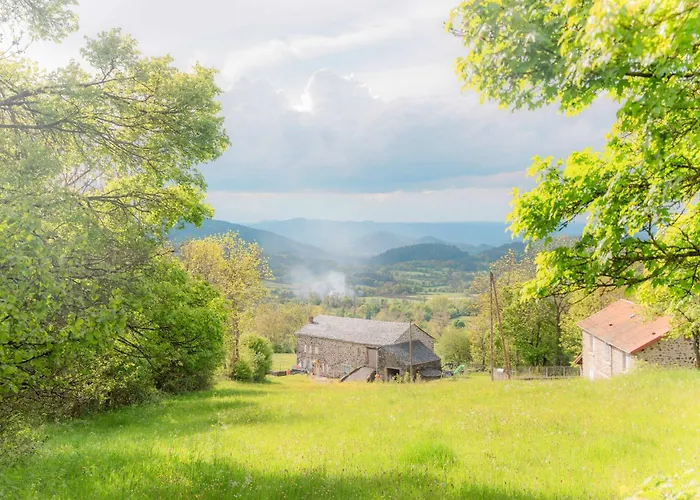 La Clairiere De Peylenc - Refuge En Velay * Saint-Pierre-Eynac